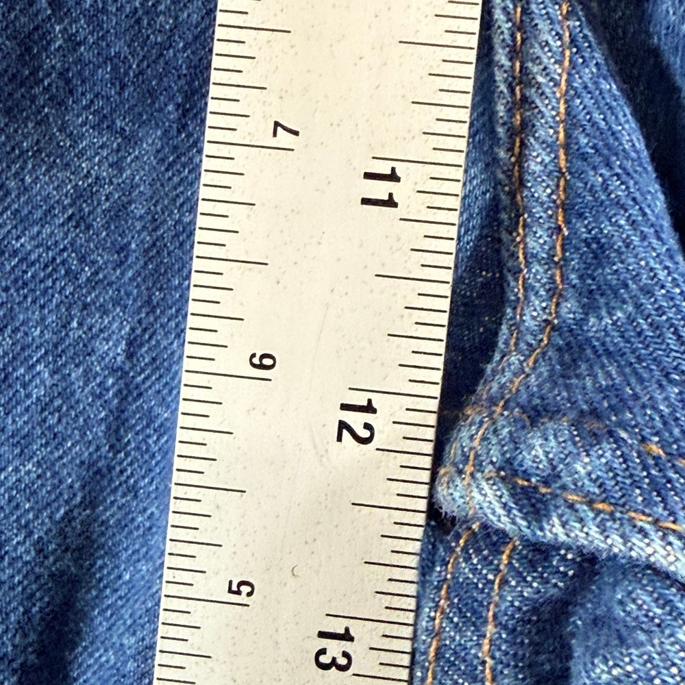 LL Bean Classic Fit Blue Jeans Mens 40x30 Medium Wash Denim Straight Leg 220626 - Picture 5 of 13